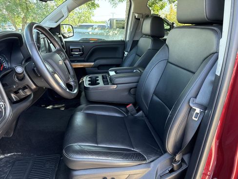Used 2018 Chevrolet Silverado 1500 LTZ image 12