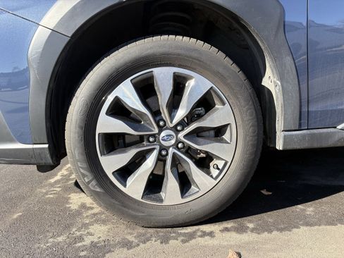 Certified 2023 Subaru Outback Limited image 12