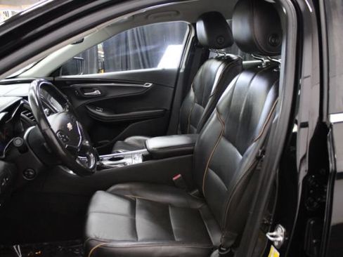 Used 2018 Chevrolet Impala Premier FWD image 13
