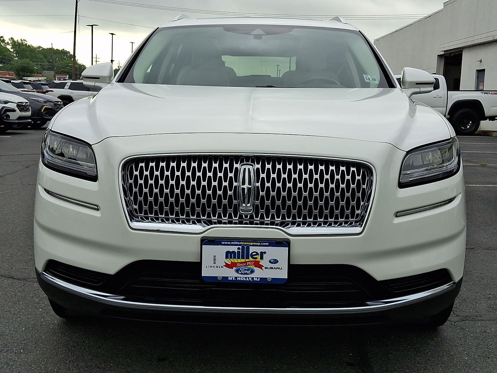 Certified 2023 Lincoln Nautilus Reserve AWD/4WD image 2