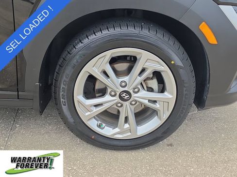 Used 2023 Hyundai Kona SEL FWD image 5
