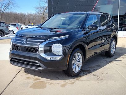 New 2026 Mitsubishi Outlander ES