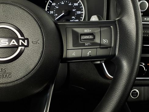 Used 2023 Nissan Rogue S FWD image 20