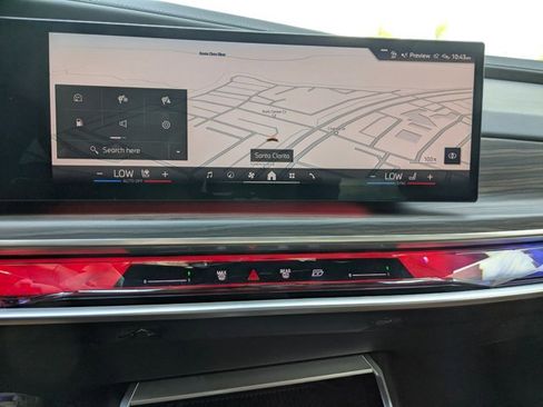 Used 2024 BMW 760i xDrive w/ Executive Package image 17