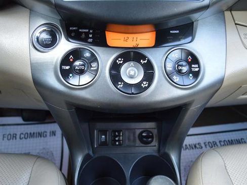 Used 2012 Toyota RAV4 Limited image 24