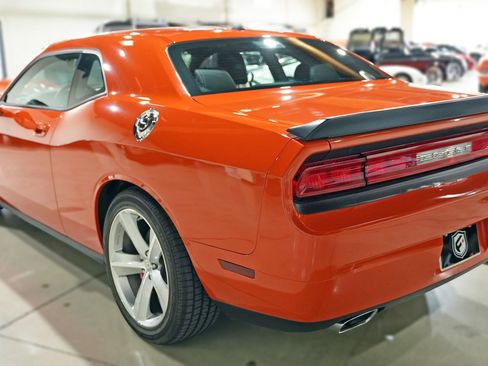 Used 2008 Dodge Challenger SRT8 image 6