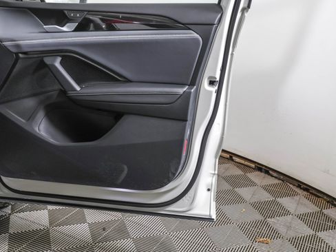 New 2026 Volkswagen Tiguan SEL R-Line image 47