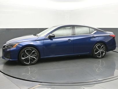Used 2023 Nissan Altima 2.5 SR