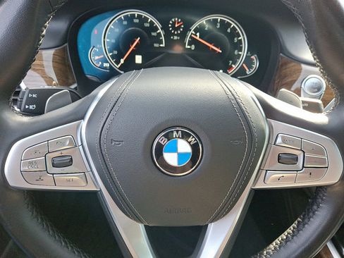 Used 2019 BMW 750i xDrive w/ Executive Package image 22