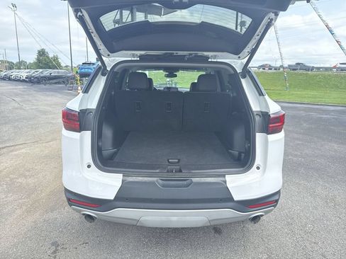 Used 2024 Chevrolet Blazer LT FWD image 17