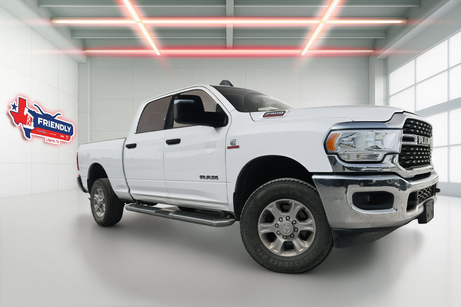Used 2024 RAM 2500 Big Horn AWD/4WD image 1