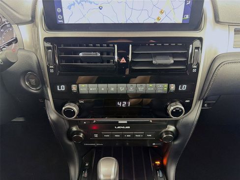 Used 2022 Lexus GX 460 Premium w/ Premium Package AWD/4WD image 19