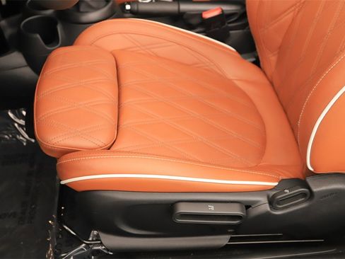 Used 2024 MINI Cooper S w/ Signature Upholstery Package image 20