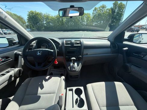Used 2010 Honda CR-V LX image 11
