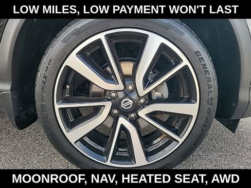 Used 2018 Nissan Rogue Sport SL w/ SL Premium Package AWD/4WD image 7
