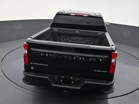 Used 2022 Chevrolet Silverado 1500 Custom RWD image 14
