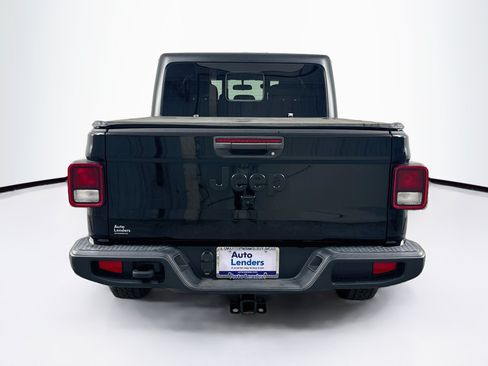 Used 2023 Jeep Gladiator Sport AWD/4WD image 6