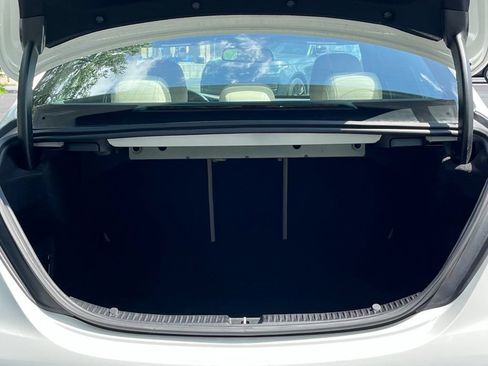 Used 2018 Mercedes-Benz C 300 Sedan image 26