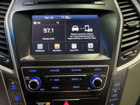 Used 2017 Hyundai Santa Fe Limited w/ Cargo Package image 19