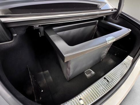 Used 2014 Mercedes-Benz S 550 Sedan image 21