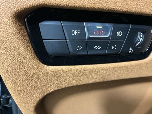 New 2026 BMW 330i Sedan w/ Premium Package image 20