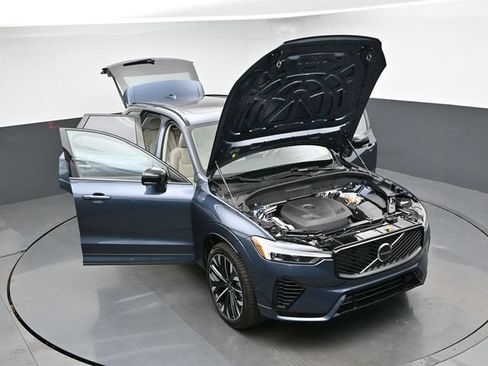 New 2026 Volvo XC60 T8 Ultra w/ Climate Package PRO AWD/4WD image 48