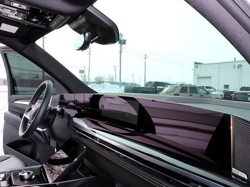 Used 2025 Cadillac Escalade Sport w/ Touring Package image 46