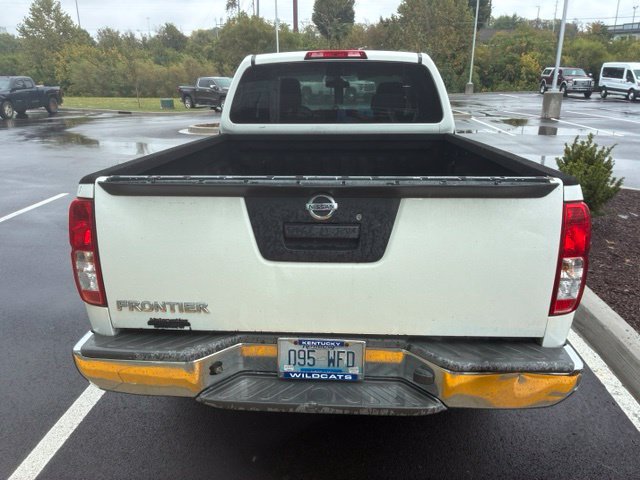 Used 2014 Nissan Frontier S RWD image 6
