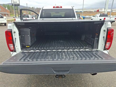 Used 2024 GMC Sierra 2500 Pro w/ Convenience Package image 29