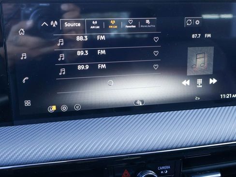 New 2026 Nissan Kicks SR image 5