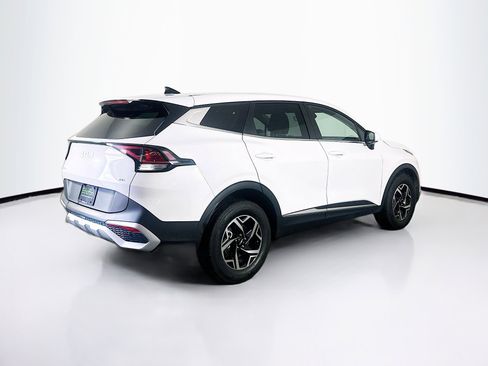 Used 2025 Kia Sportage LX image 9