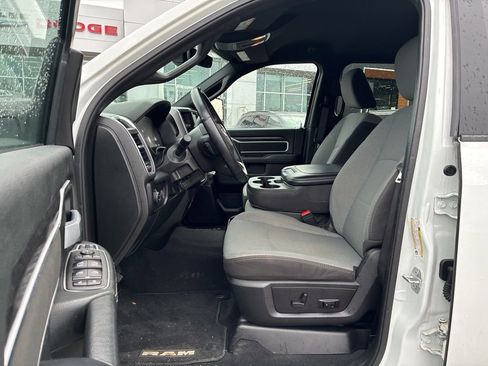 Used 2024 RAM 3500 Big Horn image 11