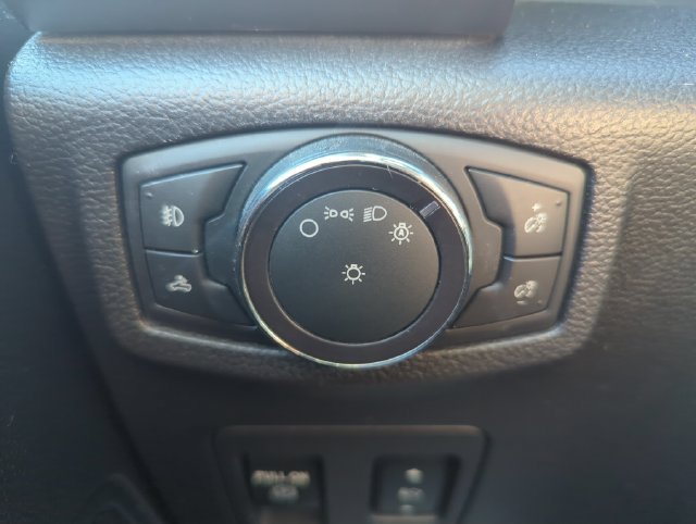Used 2018 Ford F150 XLT w/ Equipment Group 302A Luxury AWD/4WD image 34