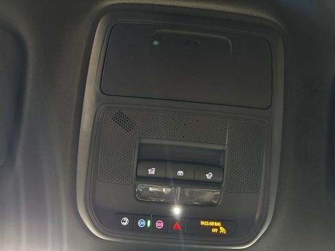 New 2026 Chevrolet Traverse LT FWD image 33