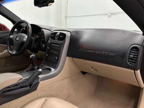 Used 2006 Chevrolet Corvette Coupe w/ Preferred Equipment Group image 14