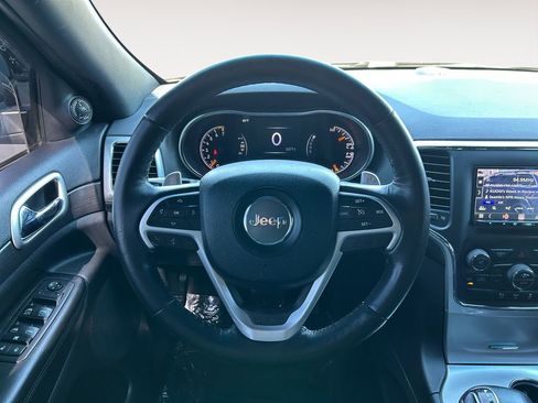 Used 2015 Jeep Grand Cherokee Altitude image 15