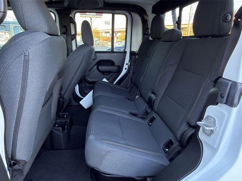 New 2025 Jeep Gladiator Sport image 20