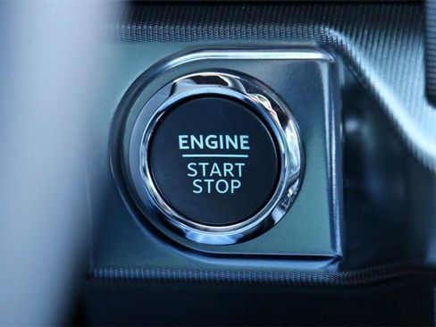 New 2025 Ford F150 Platinum w/ Equipment Group 702A High image 14