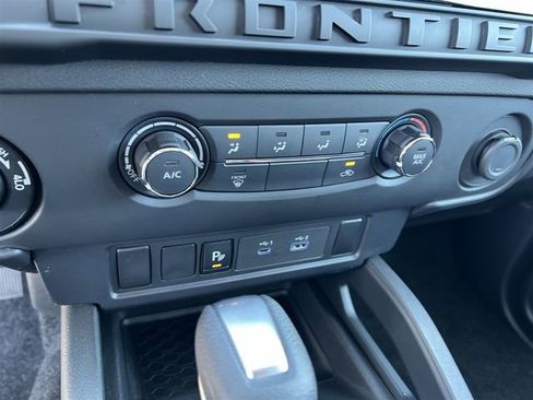 Used 2025 Nissan Frontier S image 19