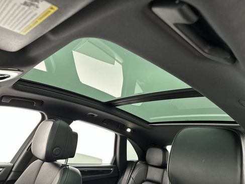Used 2018 Porsche Macan S AWD/4WD image 22