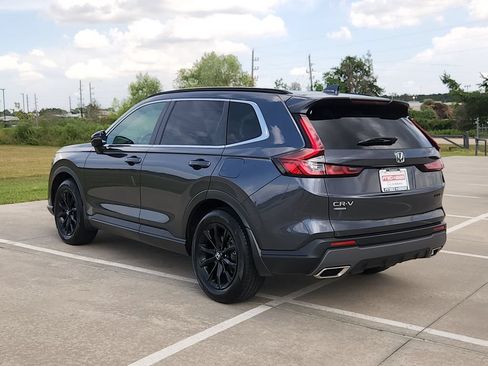 Used 2023 Honda CR-V Sport image 7