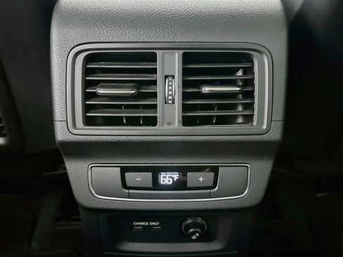 Used 2023 Audi Q5 2.0T Premium AWD/4WD image 29