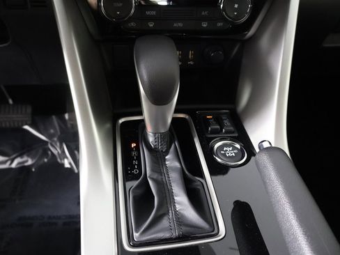 New 2026 Mitsubishi Eclipse Cross LE image 39