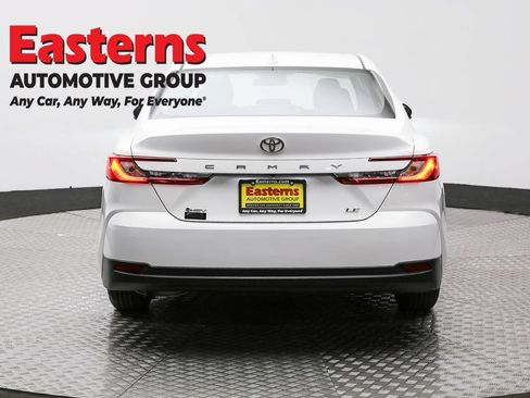 Used 2025 Toyota Camry LE FWD image 6