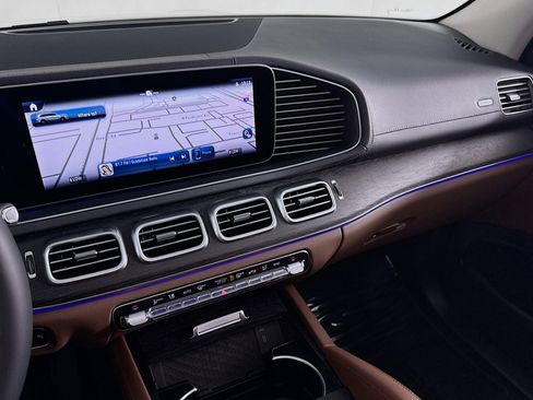 New 2026 Mercedes-Benz GLS 450 4MATIC image 20