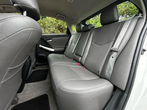 Used 2014 Toyota Prius Two image 26