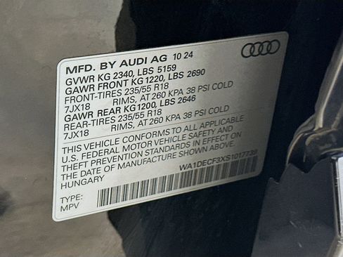 Used 2025 Audi Q3 2.0T Premium AWD/4WD image 12