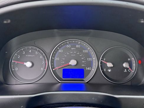 Used 2011 Hyundai Santa Fe Limited image 23