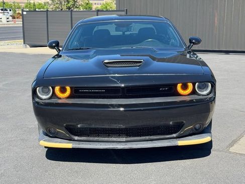 Used 2022 Dodge Challenger GT AWD/4WD image 2