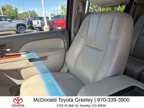 Used 2012 GMC Yukon XL SLT AWD/4WD image 7